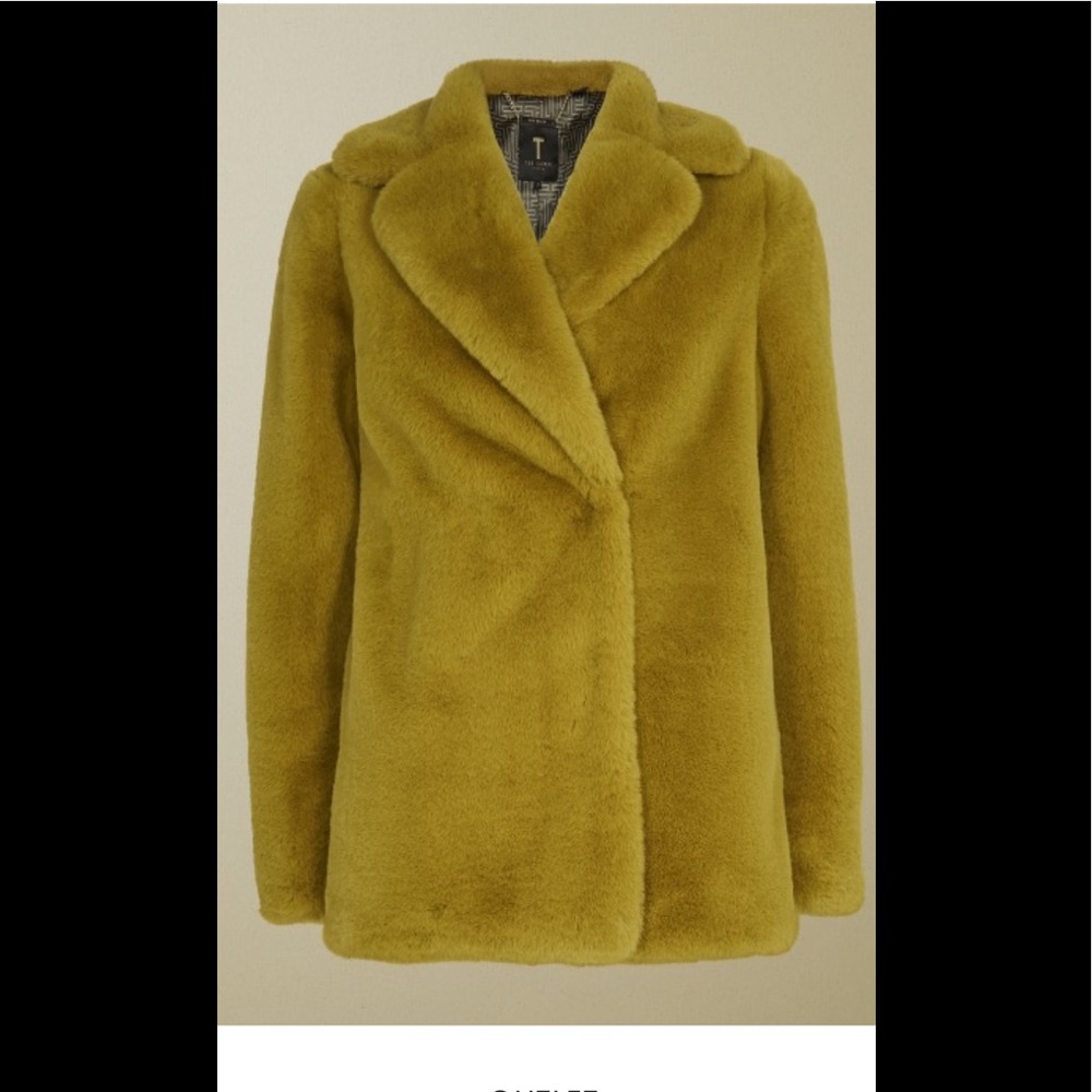 ZENNA Double Breasted Faux Fur Coat - Picture 2 of 3